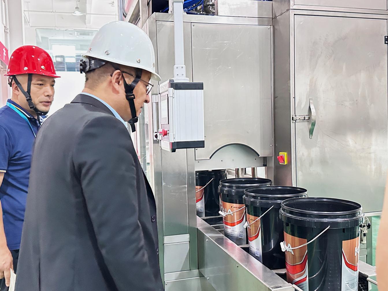 生产设备投产仪式成功举行