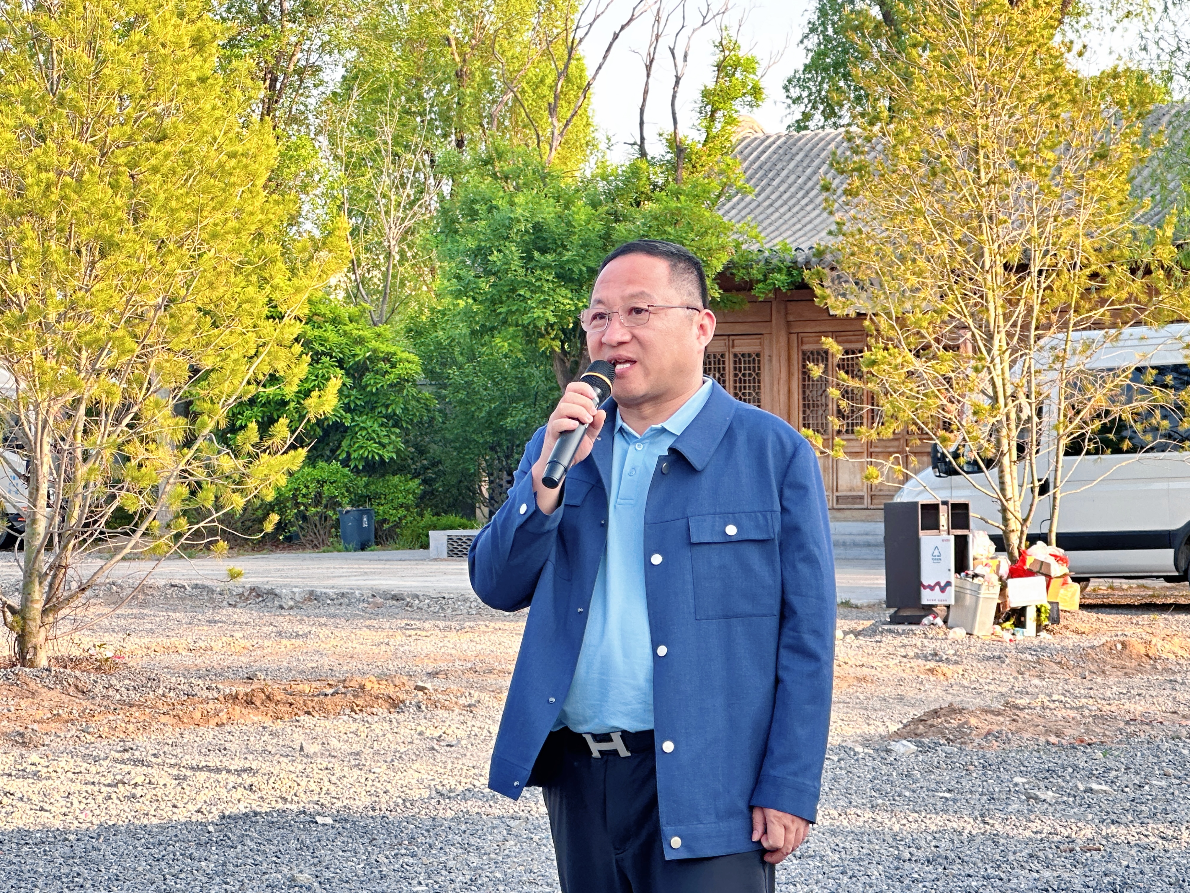 追风拾野，趣满春光，雁鸣湖畔写满我们的热血与温情   ——2025年公司春季团建踏青活动圆满落幕